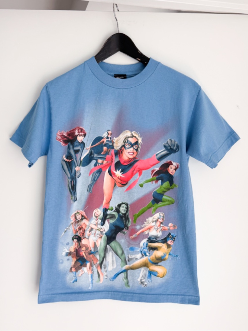 Vintage Marvel Mad Engine Female Superheroes Graphic Tee Small Y2K